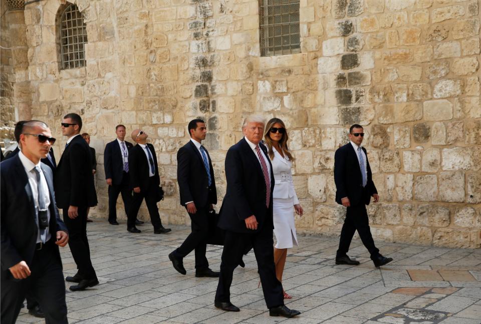 (FOTOS) Donald Trump, el primer presidente en activo que visita el Muro de las Lamentaciones