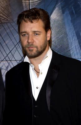 Russell Crowe at the LA premiere of 20th Century Fox's Master and Commander: The Far Side of the World