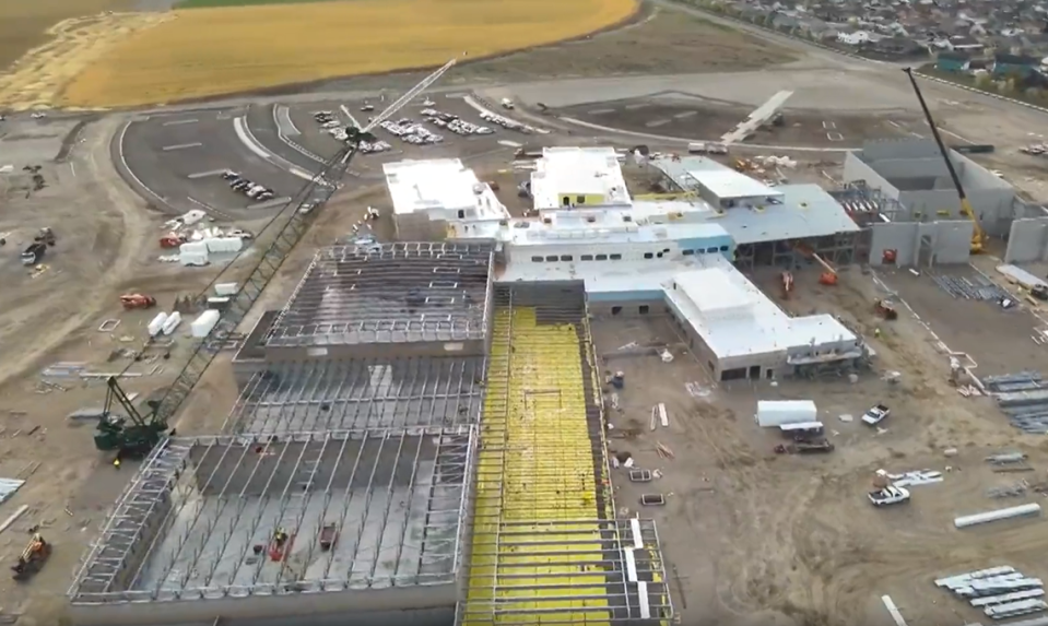 An overhead shot of Sageview High School during constructed.