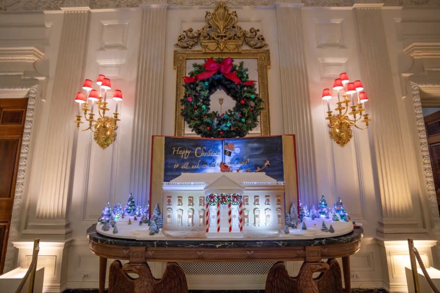 A handmade wreath sits over a ginger bread version of the White House (Courtesy: Utah Valley University)