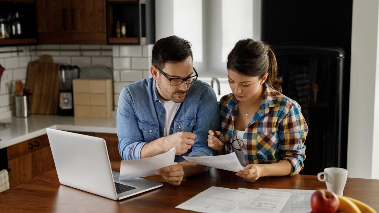 Couple going through financial problems.