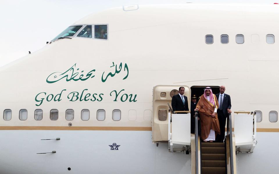 1,500 people, two Mercedes Benzes, 459 tonnes of luggage and a golden escalator: how the Saudi King travels