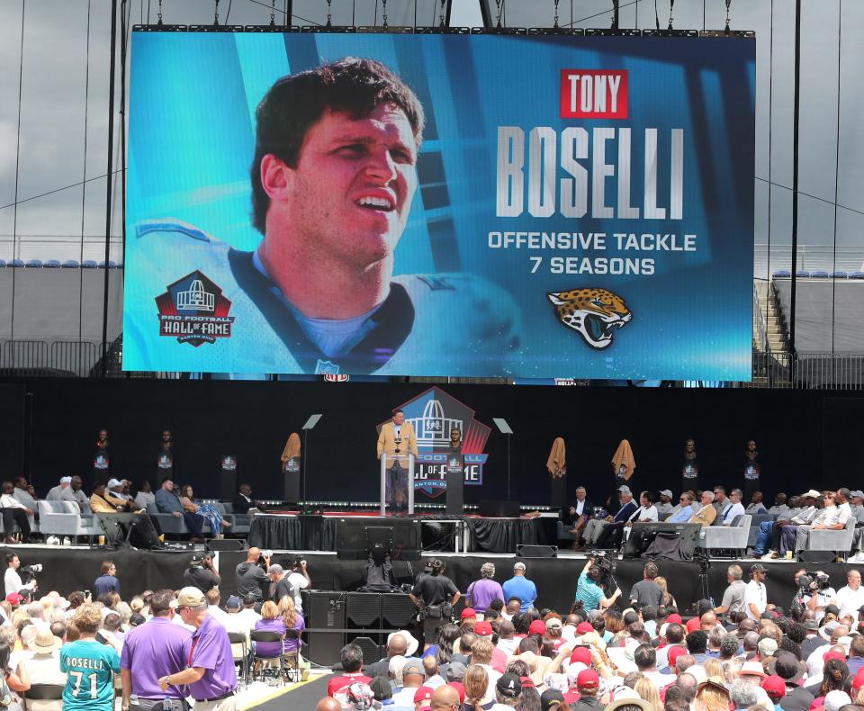 Pregame and halftime activities will be held on Sunday to honor Jaguars Pro Football Hall of Fame member Tony Boselli.