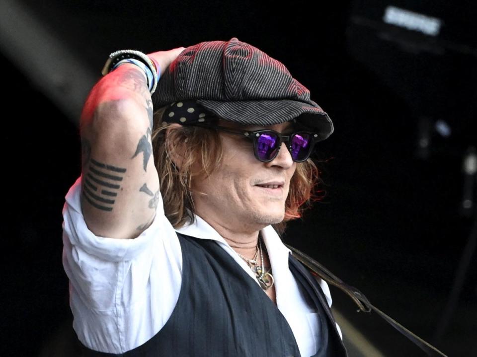 Depp on stage (Lehtikuva/AFP via Getty Images)