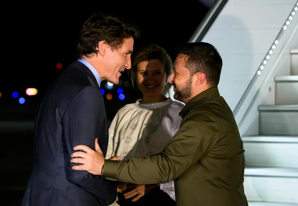 Zelenskey given a warm welcome by Trudeau as he arrives in Ottawa (AP)