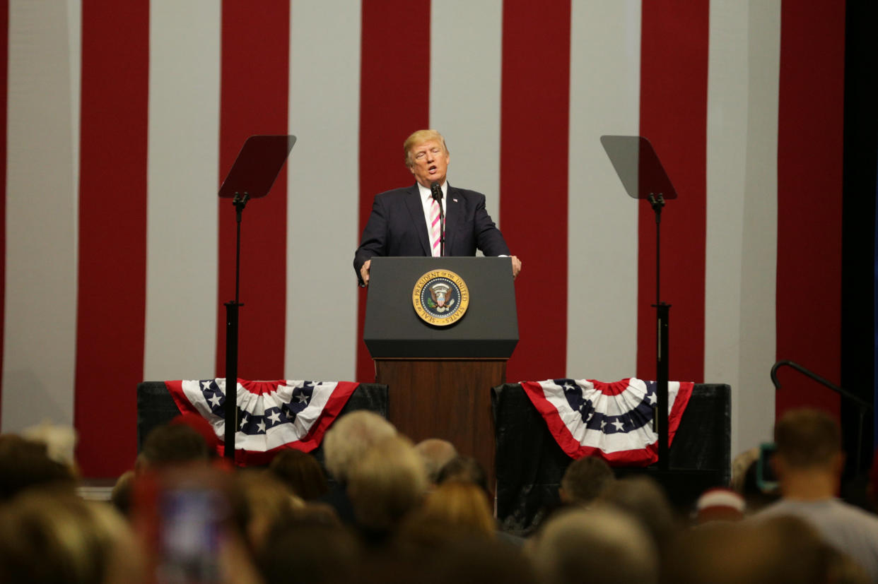 President Donald Trump speaks at a campaign rally for Sen. Luther Strange at the Von Braun Center in Huntsville, Alabama. (Photo: Marvin Gentry / Reuters)