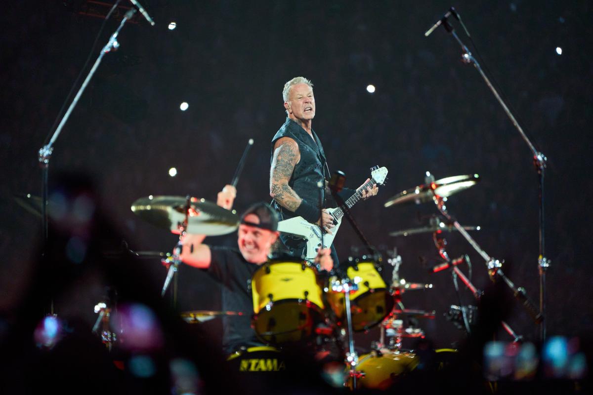 Metallica 2023 tour setlist Every song from Phoenix concert at State