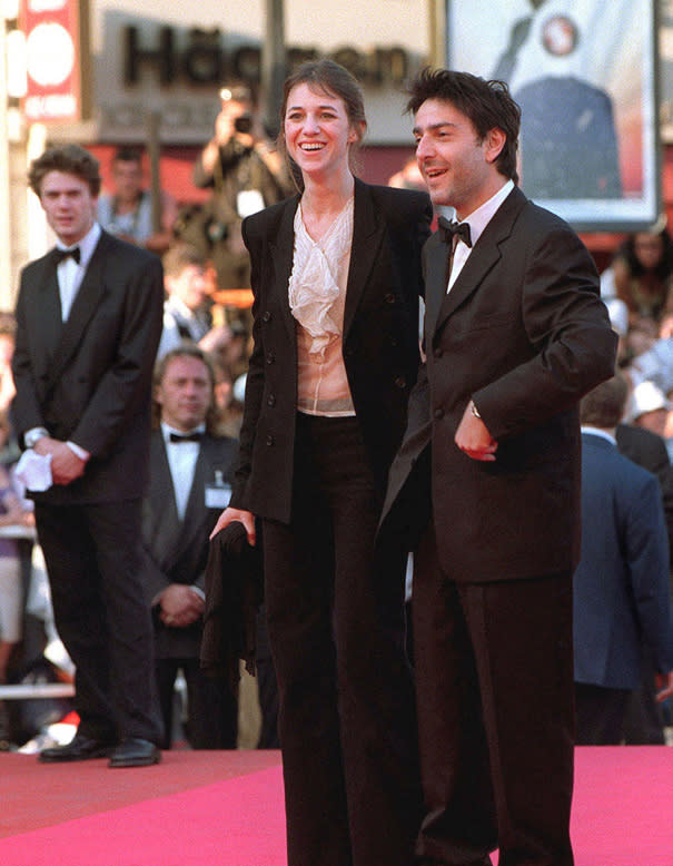 Charlotte Gainsbourg et Yvan Attal au Festival de Cannes en 2001