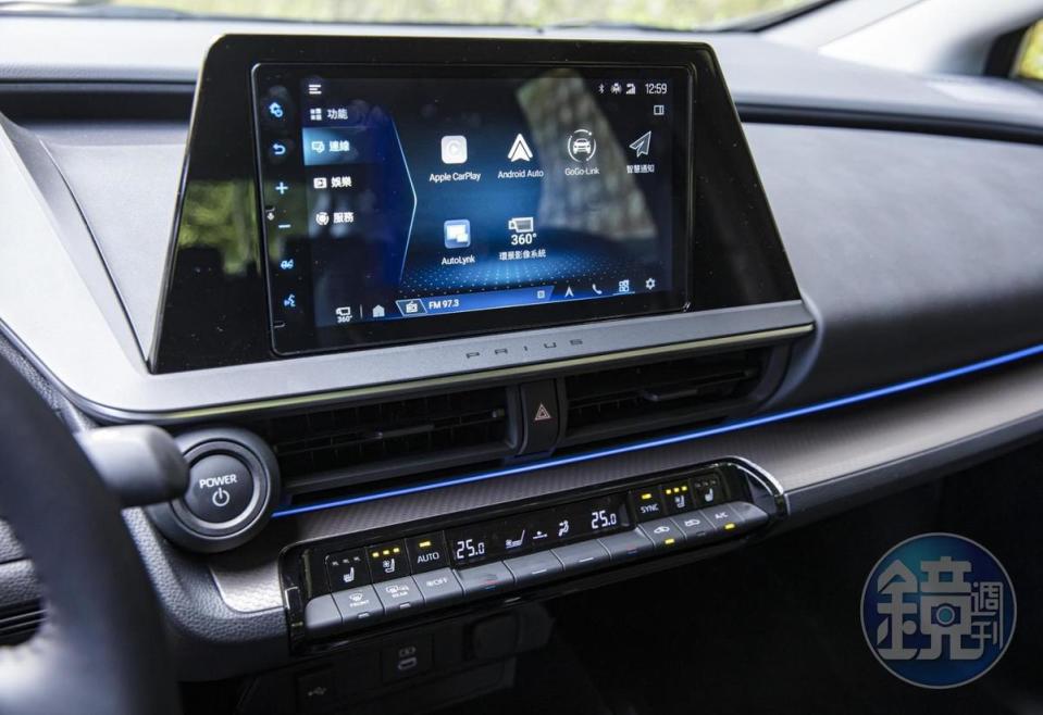 搭載全新9吋Drive+ Link智能車載影音主機，支援無線Apple Carplay 與Android Auto連接功能，並提供智慧導航、影音串流、OTA雲端更新服務等六大功能。 