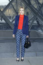 <p>Terminamos con uno de nuestros estilismos favoritos, el que llevó la actriz Samara Weaving. Parece que la ropa de Louis Vuitton le queda genial. (Foto: Gtres). </p>