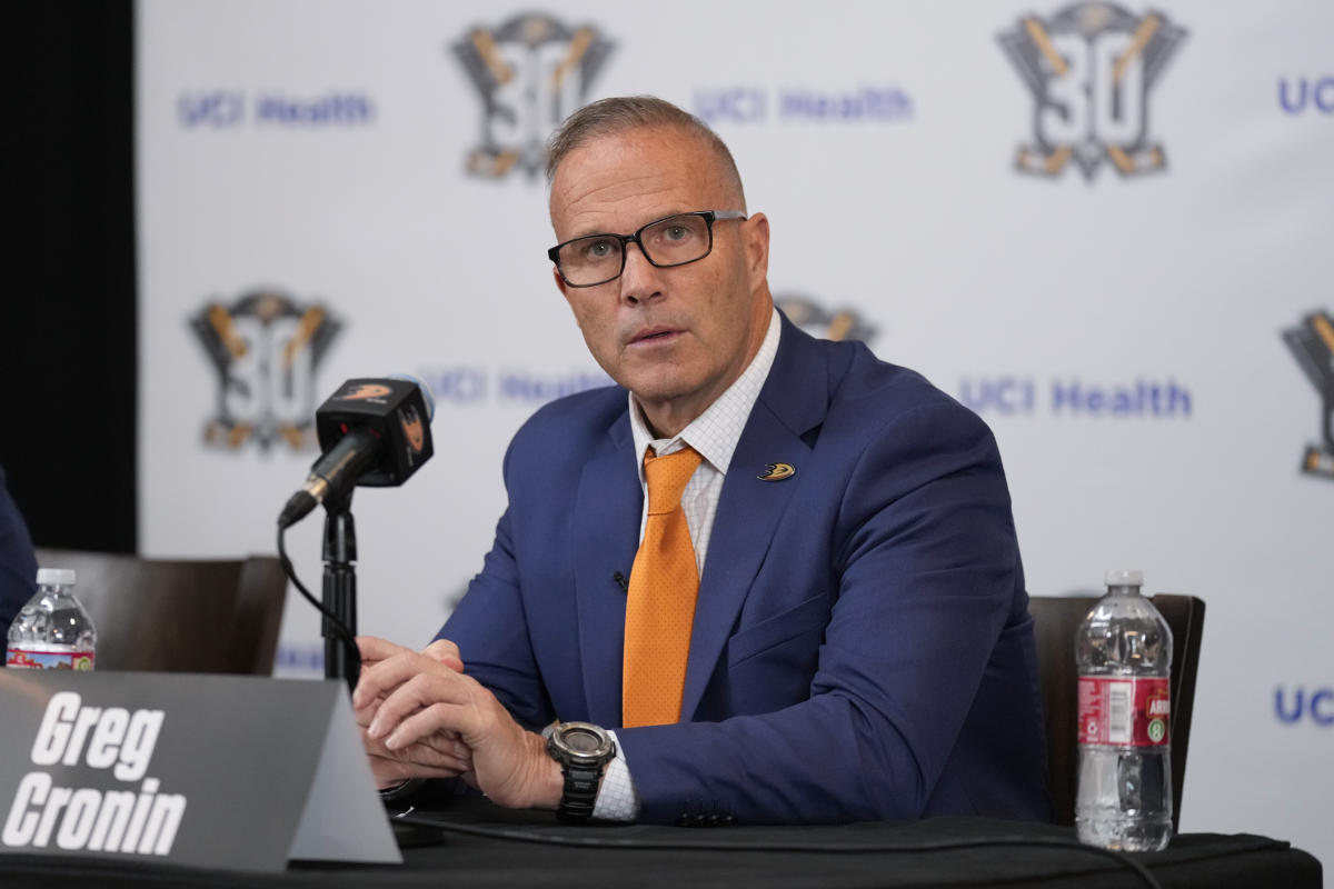 5 takeaways from Mike McDaniel's introductory news conference