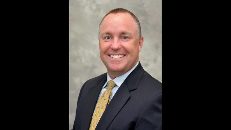 Fort Mill administrator Tommy Schmolze has been named the new superintendent of the Rock Hill South Carolina school district. 