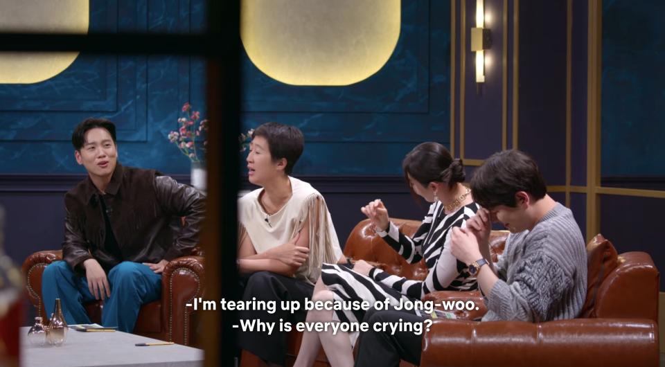All the hosts of Single's Inferno say "Why is everyone crying? I'm tearing up because of Jong-woo"