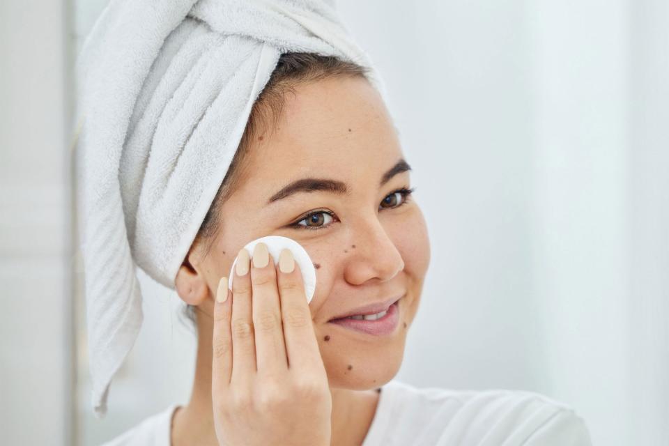 6 Reasons Why You Should Swap Your Regular Cleanser for Micellar Water