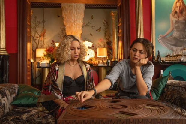 Kate Hudson and Jessica Henwick in "Glass Onion: A Knives Out Mystery"<p>Netflix</p>