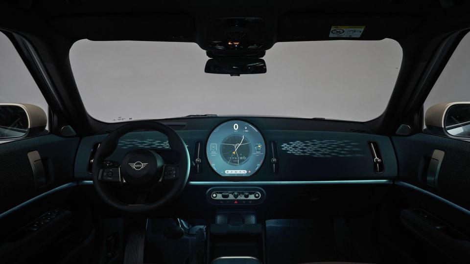 2025 mini cooper countryman se electric interior