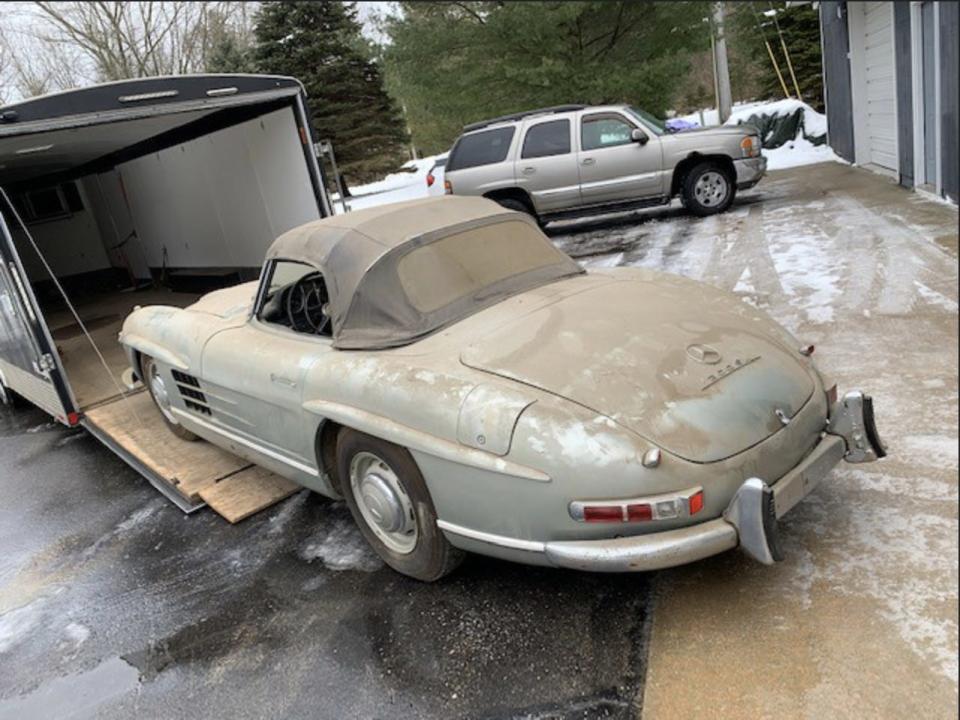 Mercedes 300SL Roadster barn find