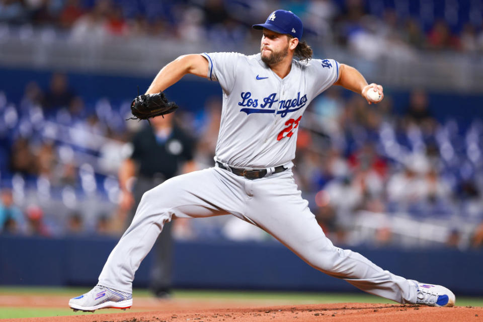 Los Angeles Dodgers v Miami Marlins