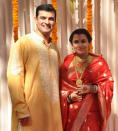 Vidya Balan is now Mrs Sidharth Roy Kapur. - the first of the pictures posted on Twitter by @ Itemboi