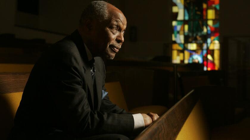 Anacleto Rapping x75478 –– – 086548.CA.0831.murray.AMR After 27 years in the pulpit at First AME Church, The Rev. Cecil L. (Chip) Murray is retiring.