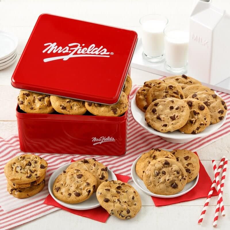 Two Full Dozen Chocolate Chip Cookie Tin