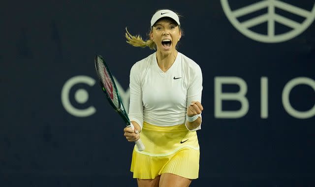 Katie Boulter defeats Beatriz Haddad Maia to reach fourth round of Miami  Open - Yahoo Sports