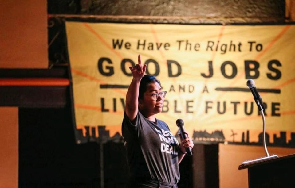 Jessica Cisneros, the 26-year-old Texas progressive challenging Rep. Henry Cuellar, speaks at a Green New Deal rally in June. (Photo: Jessica Cisneros)