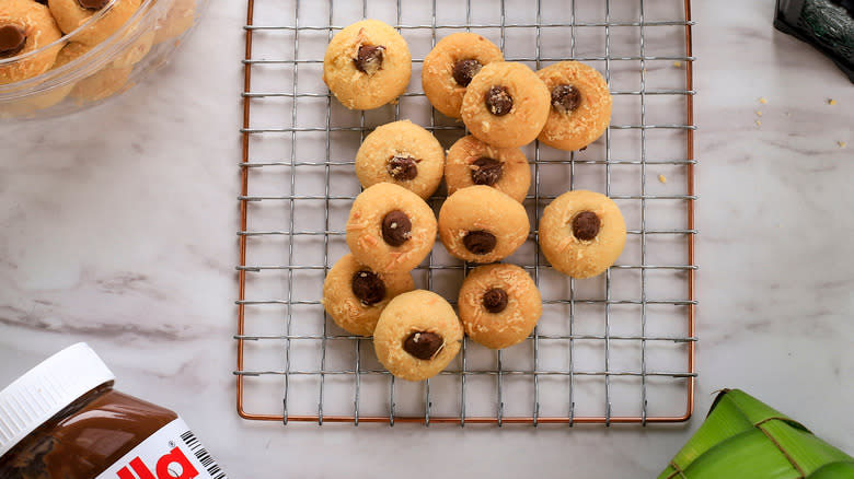 thumbprint cookies on cooling rack