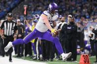 FILE PHOTO: Dec 23, 2018; Detroit, MI, USA; Minnesota Vikings tight end Kyle Rudolph (82) reaches for a first down during the second half against the Detroit Lions at Ford Field. Mandatory Credit: Tim Fuller-USA TODAY Sports