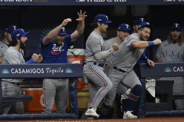 MLB playoffs wild-card Day 2 live tracker: Phillies, Diamondbacks, Twins,  Rangers all advance with sweeps