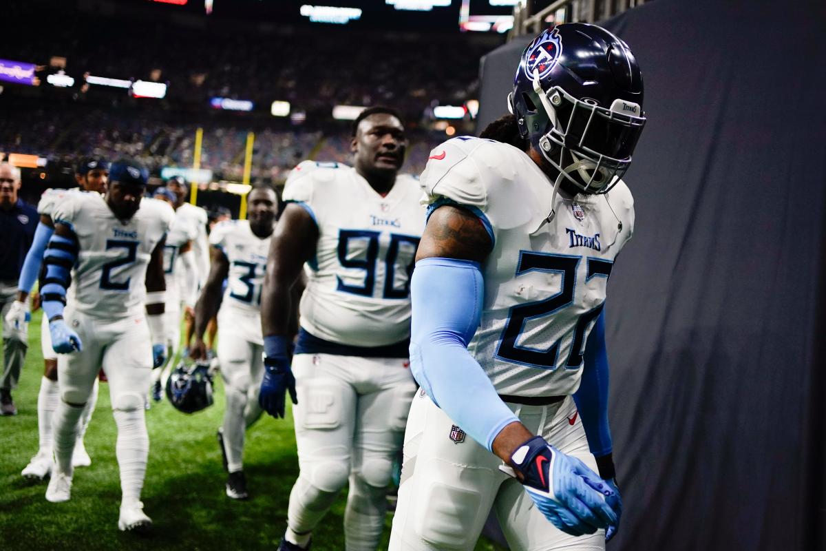 Titans' Mike Vrabel in awe of Derrick Henry's stiff-arm