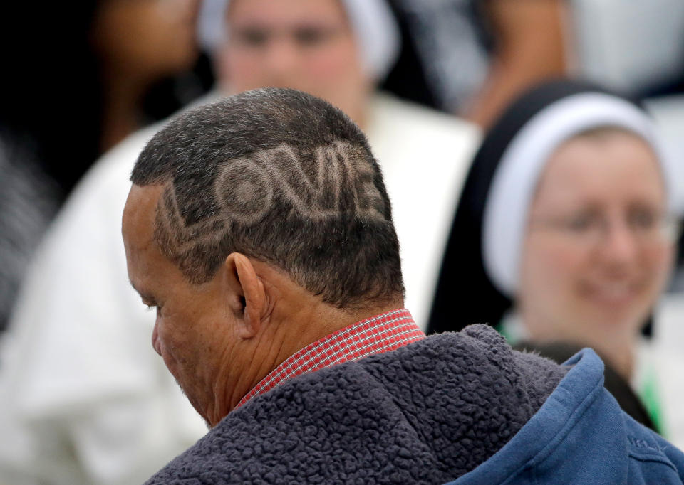 PHILADELPHIA, PA - SEPTEMBER 26: Audience members cheer as musician Matt Maher performs at the Festival of Families on September 26, 2015 in Philadelphia, Pennsylvania. Pope Francis wraps up his trip to the United States with two days in Philadelphia, attending the Festival of Families and meeting with prisoners at the Curran-Fromhold Correctional Facility. (Photo by Matt Rourke-Pool/Getty Images)