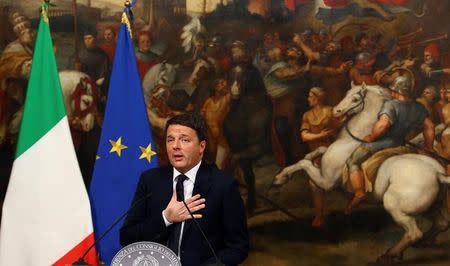 Italian Prime Minister Matteo Renzi speaks during a media conference after a referendum on constitutional reform at Chigi palace in Rome, Italy, December 5, 2016. REUTERS/Alessandro Bianchi