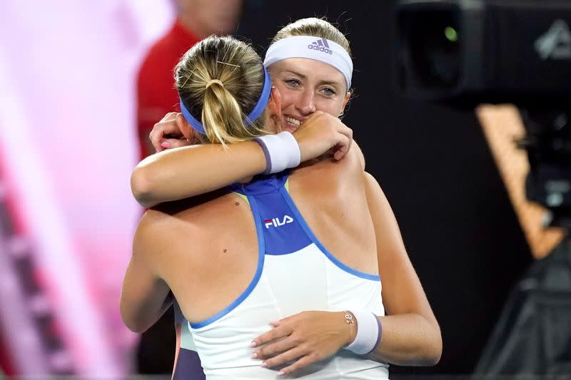 Tennis - Australian Open - Women's Doubles Final