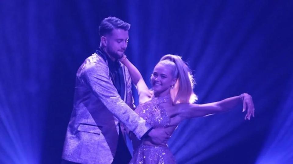 Harry Jowsey dances a Foxtrot on Motown Night on "Dancing With the Stars" 