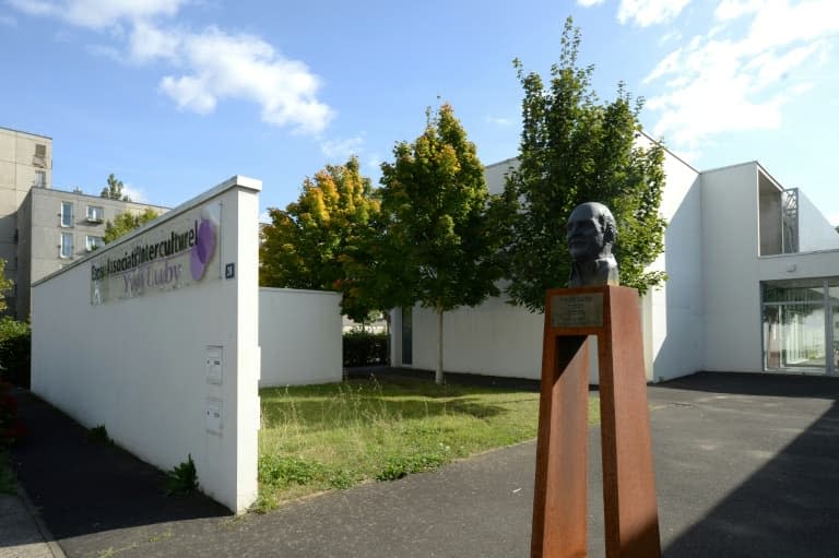 Le centre interculturel Yvon Luby qui abrite une mosquée et une école coranique, le 13 octobre 2021 à Allonnes, près du Mans - JEAN-FRANCOIS MONIER                 © 2019 AFP