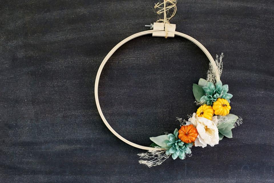 Embroidery Hoop Fall Wreath