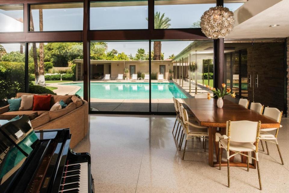 Frank Sinatra's home, Palm Springs