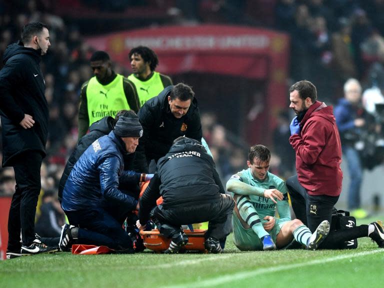 Manchester United vs Arsenal: Gunners braced for 'worst news' over Rob Holding injury