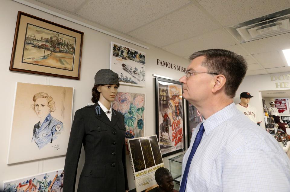 Peter DeKever, historian laureate of Mishawaka, looks at the display of famous Mishawaka artist Elizabeth Richardson on Tuesday, March 14, 2023, at the Mishawaka Historical Museum on South Main Street. The museum opened to the public on March 18.