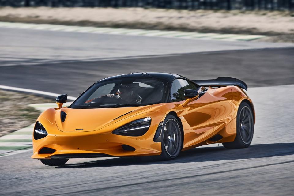 <p>2024 McLaren 750S Coupe</p>