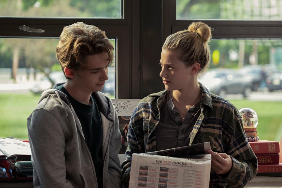 An attraction grows between classmates Henry (Austin Abrams) and Grace (Lili Reinhart) in "Chemical Hearts."