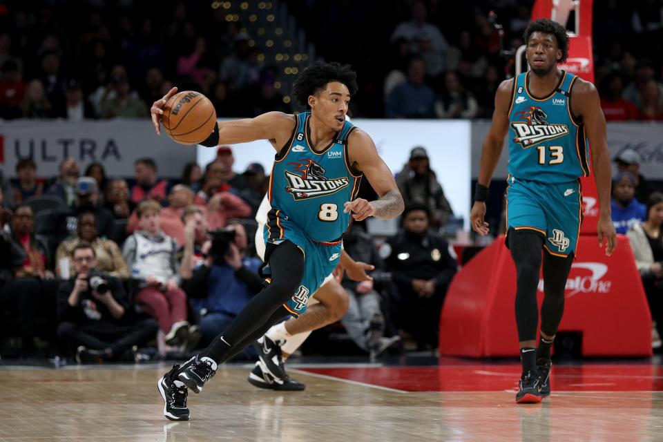 Pistons guard Jared Rhoden dribbles the ball against the Wizards in the first half on Tuesday, March 14, 2023, in Washington.