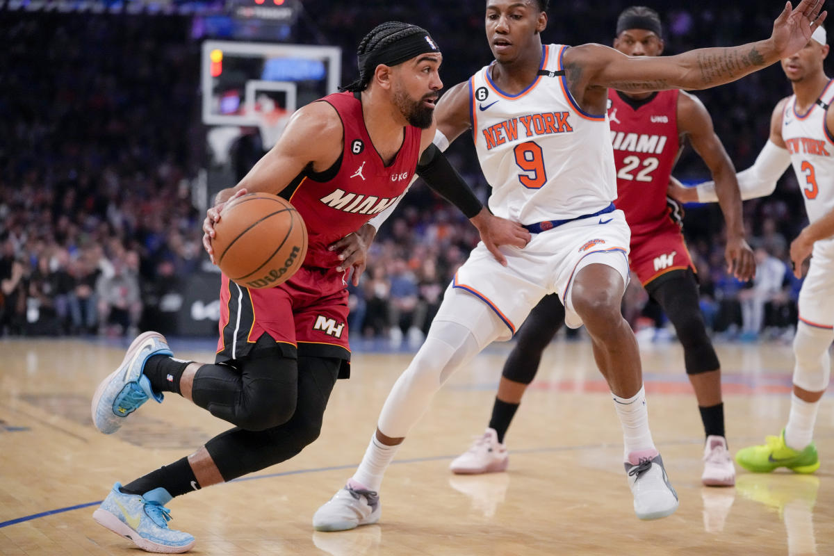 New York Knicks vs Miami Heat Game 1 free live stream, NBA playoffs TV  channel (4/30/2023) 