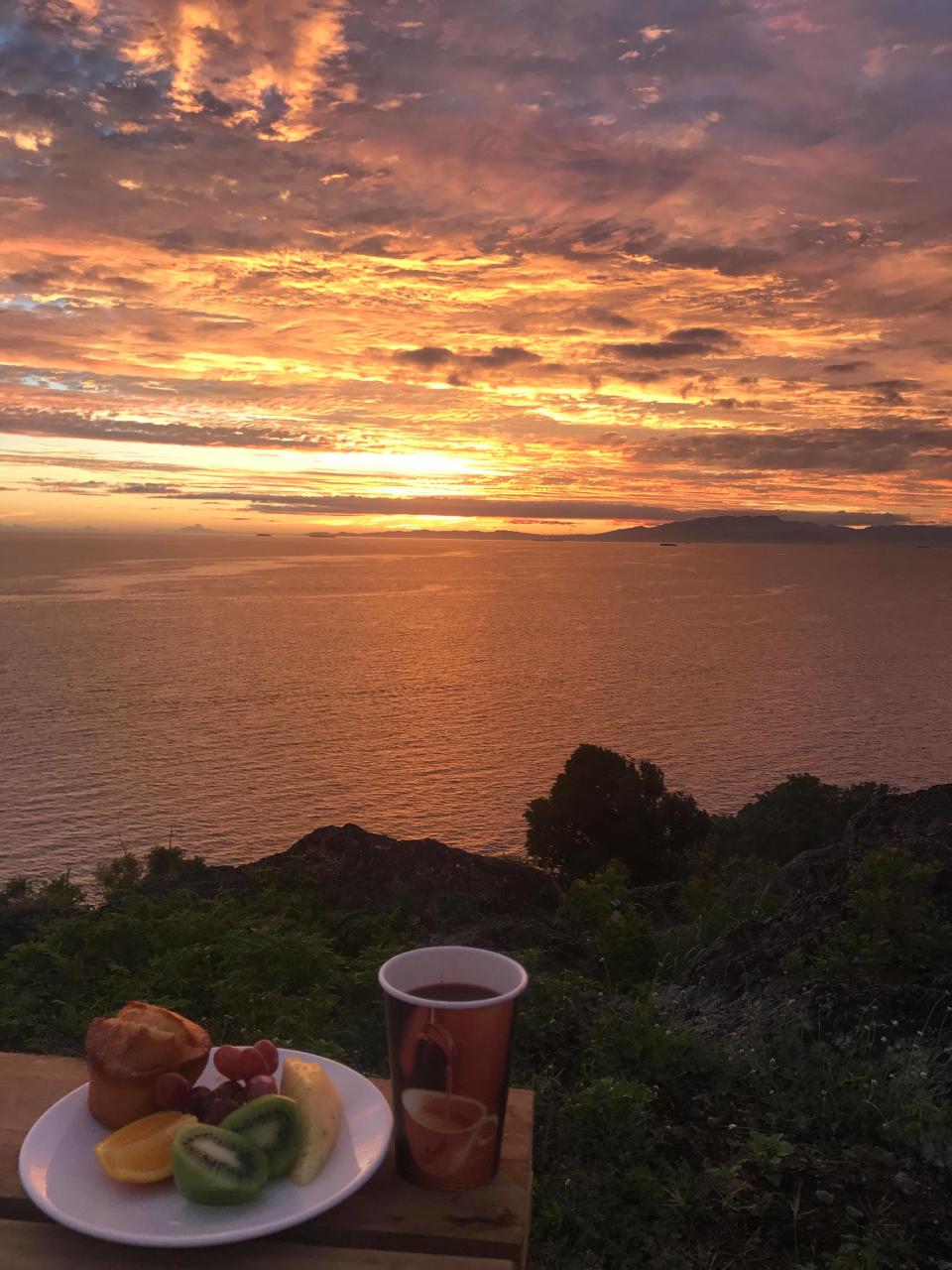 Sunrise picnic on nearby Honeymoon Island Photo: Carly Williams/Be