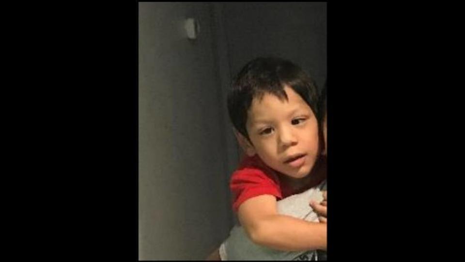 Noel Rodríguez-Álvarez, un niño de 6 años con graves discapacidades, no ha sido visto desde noviembre de 2022. Se le considera una persona desaparecida en peligro.