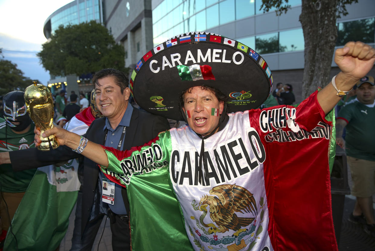 Caramelo previo a un partido del Tri en septiembre de 2019. (Thomas B. Shea-USA TODAY Sports)