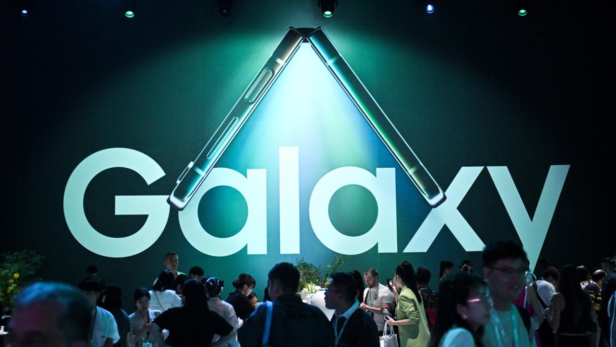  Galaxy unpacked foldables launch. 