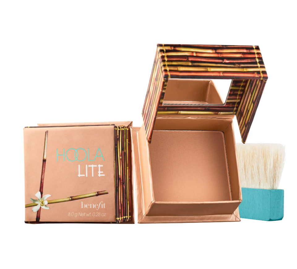 Hoola Matte Bronzer Lite