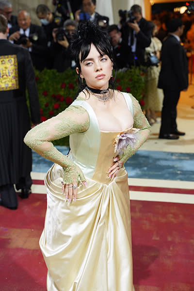 Billie-Eilish-2022-Met-Gala